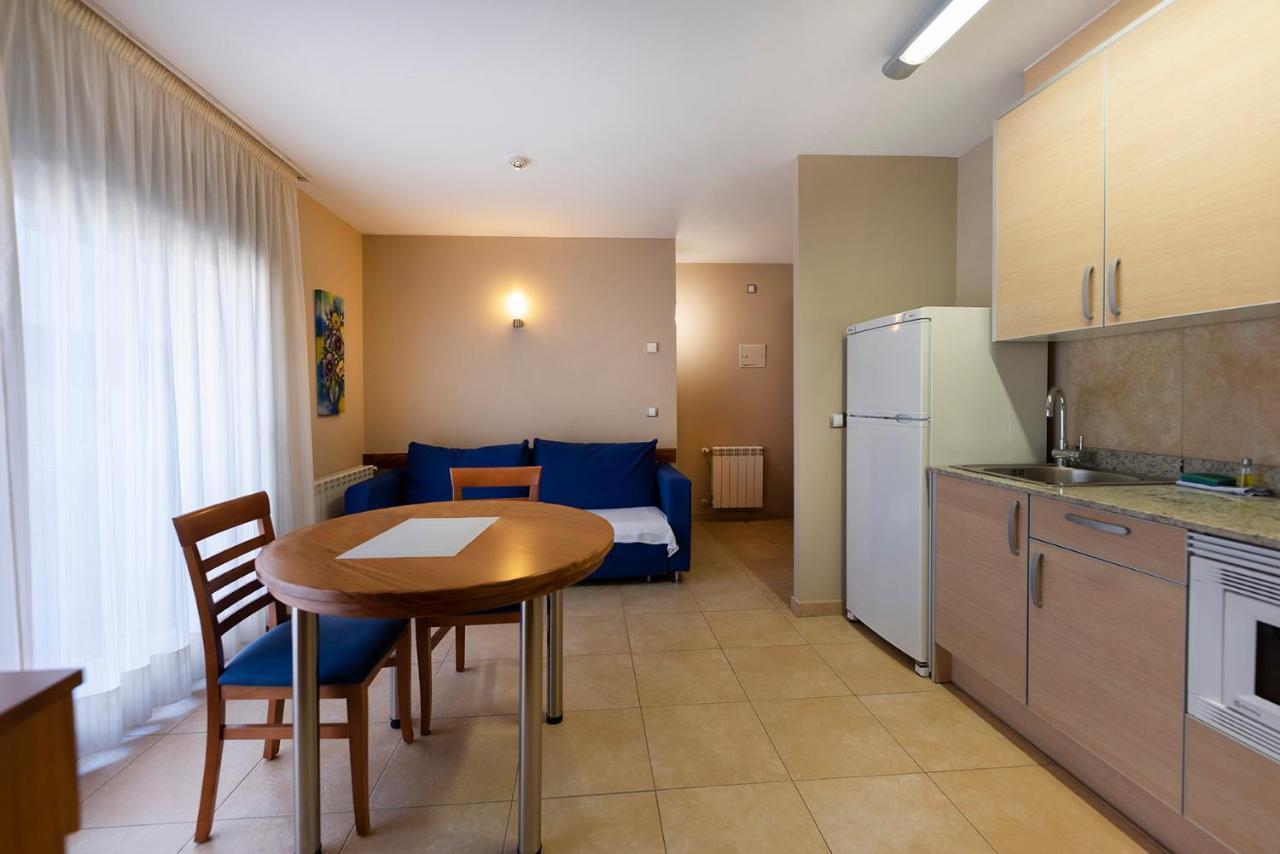 Aparthotel Iceberg Sant Julià de Lòria Esterno foto